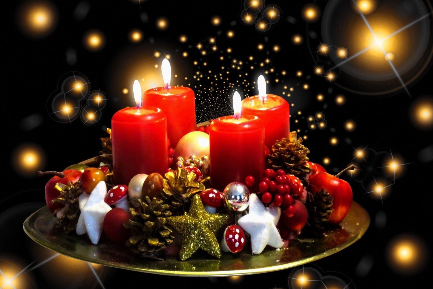 Advent 4 lit candles, Thanks pixabay.com